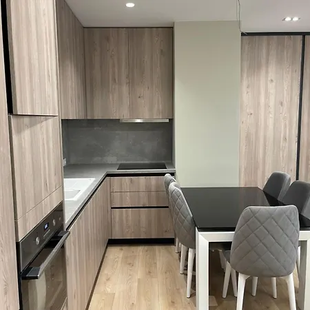 Elegant Urban Escape